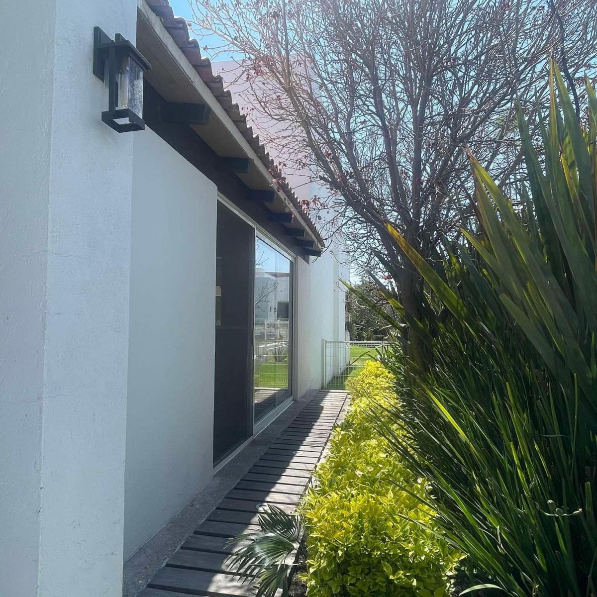 Venta Casa en El Campanario — foto 2