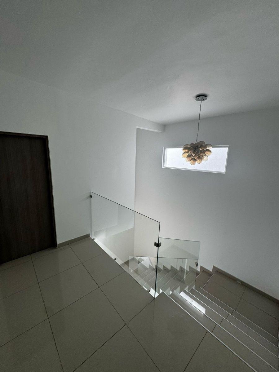 Casa en Modello Living — foto 3
