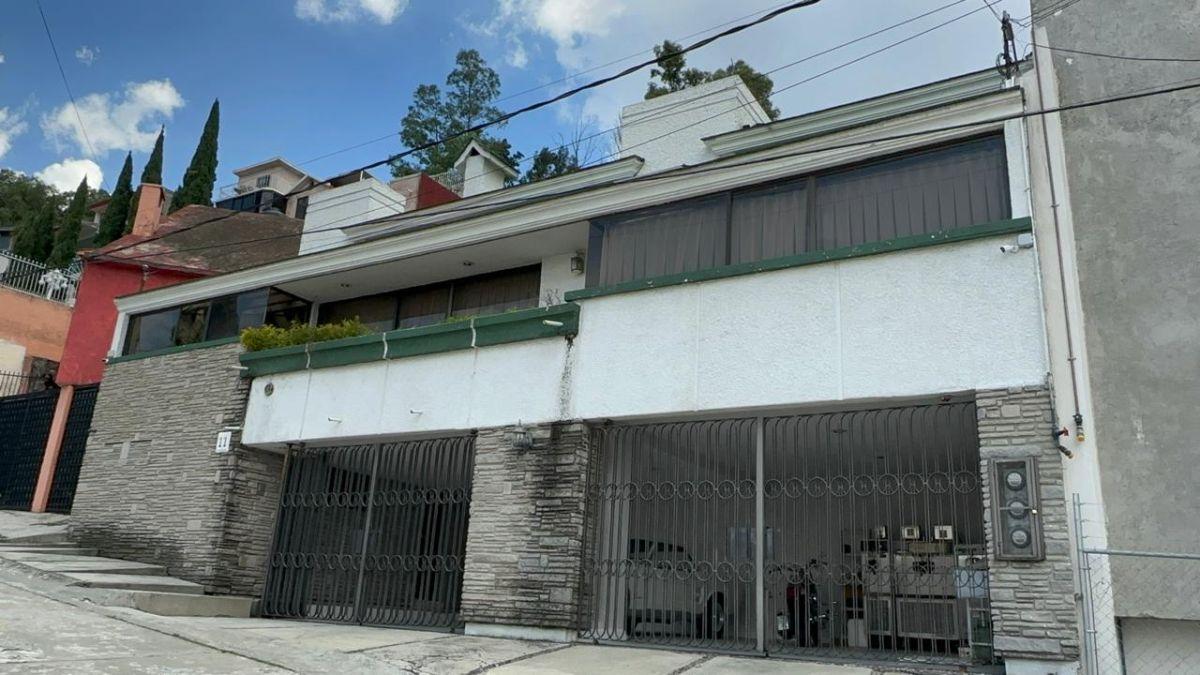 Casa en Venta con Amplios Espacios, Vista Panorámica en Privada con Vigilancia. Terraza, Jardín, Bar — foto 2
