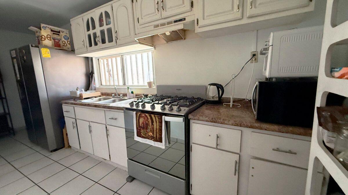 Se Vende Casa de 4 Recámaras en Lomas Conjunto Residencial, Tijuana — foto 2