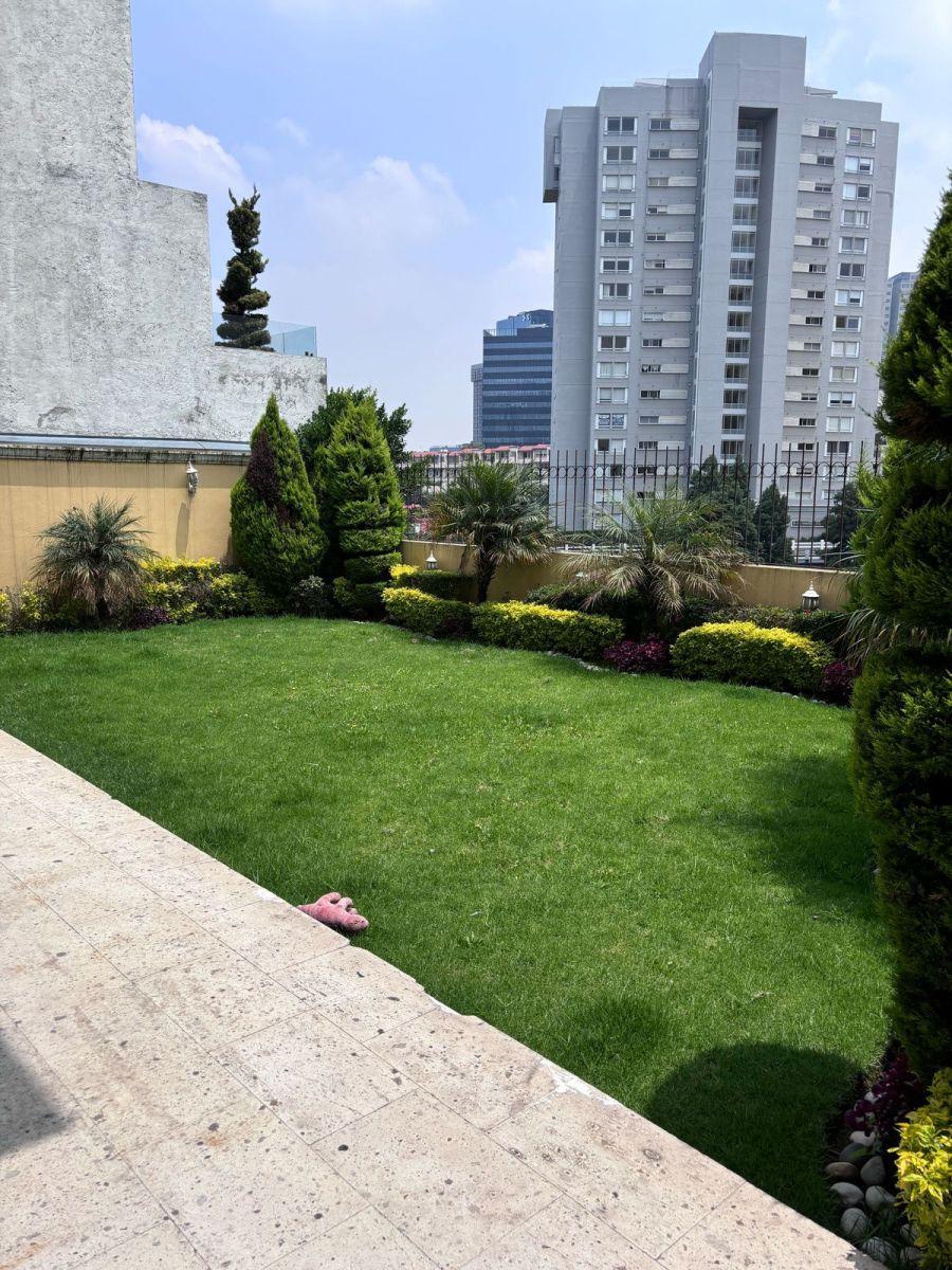 Venta Casa en Cerrada Hacienda de Las Palmas Interlomas — foto 3