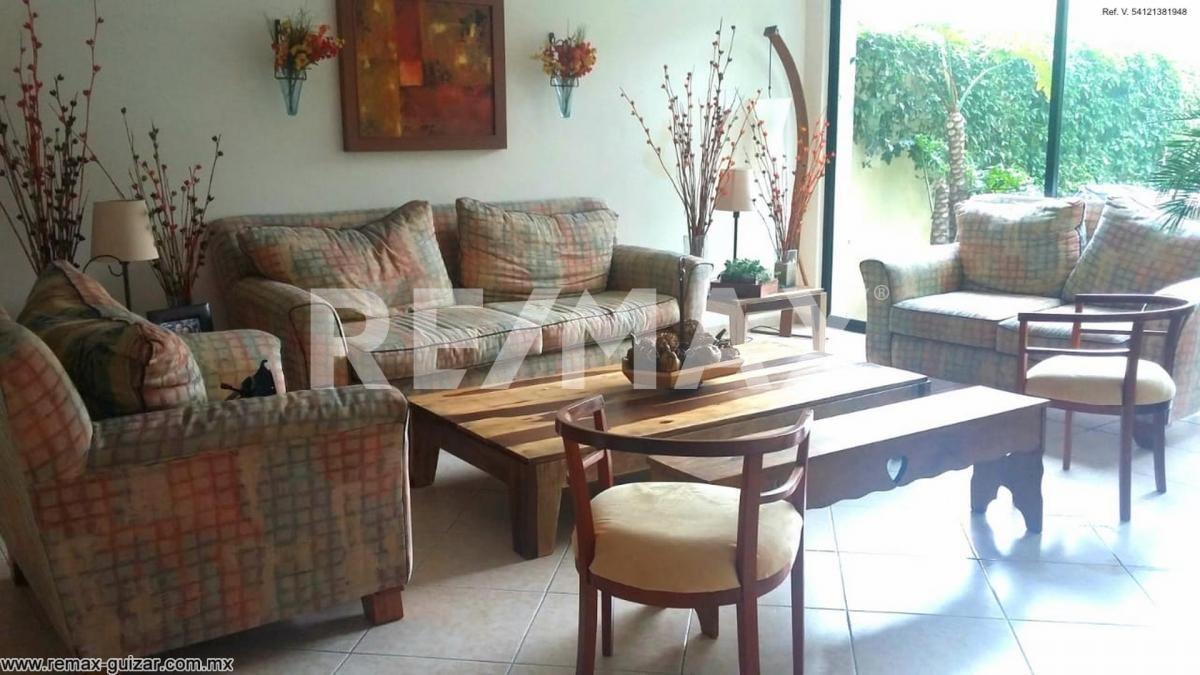 Venta Casa en Cerrada Santo Desierto, Calzada Desierto de Los Leones, Álvaro Obregón, Cdmx — foto 3