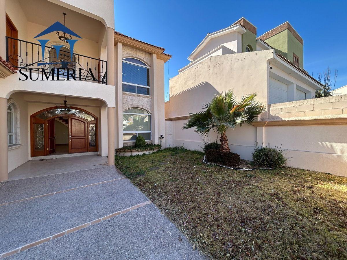 Hermosa Casa en Residencial Rincon de Las Lomas — foto 2