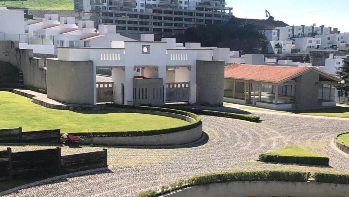 Se Vende Departamento en Bosque Esmeralda — foto 2