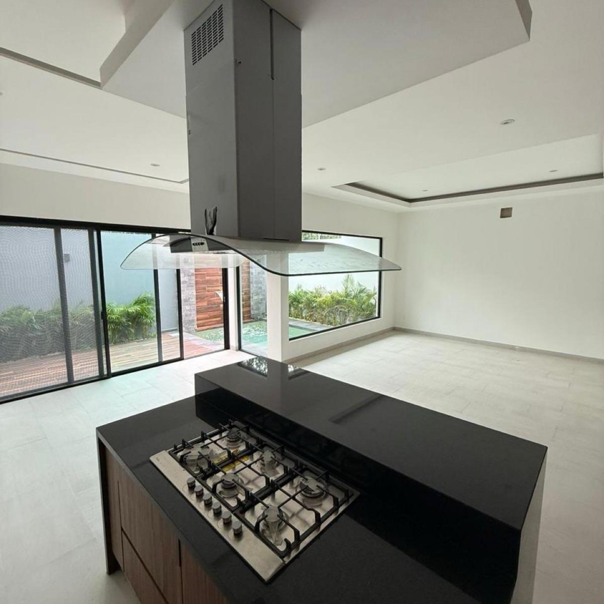 Casa en Fraccionamiento Vía Cumbres — foto 2