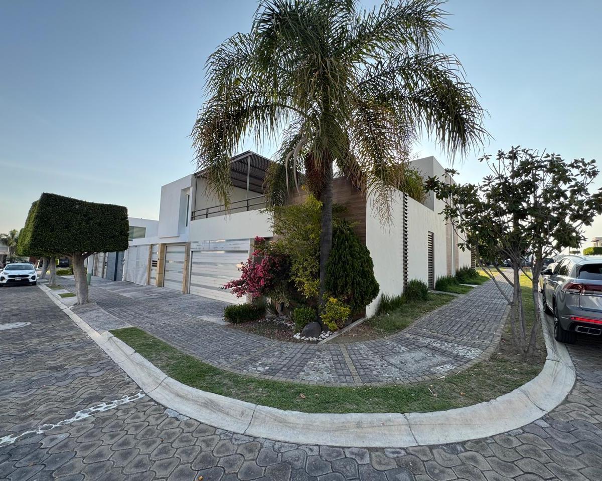 Casa en Venta Lomas de Angelópolis II Parque Castellana — foto 2