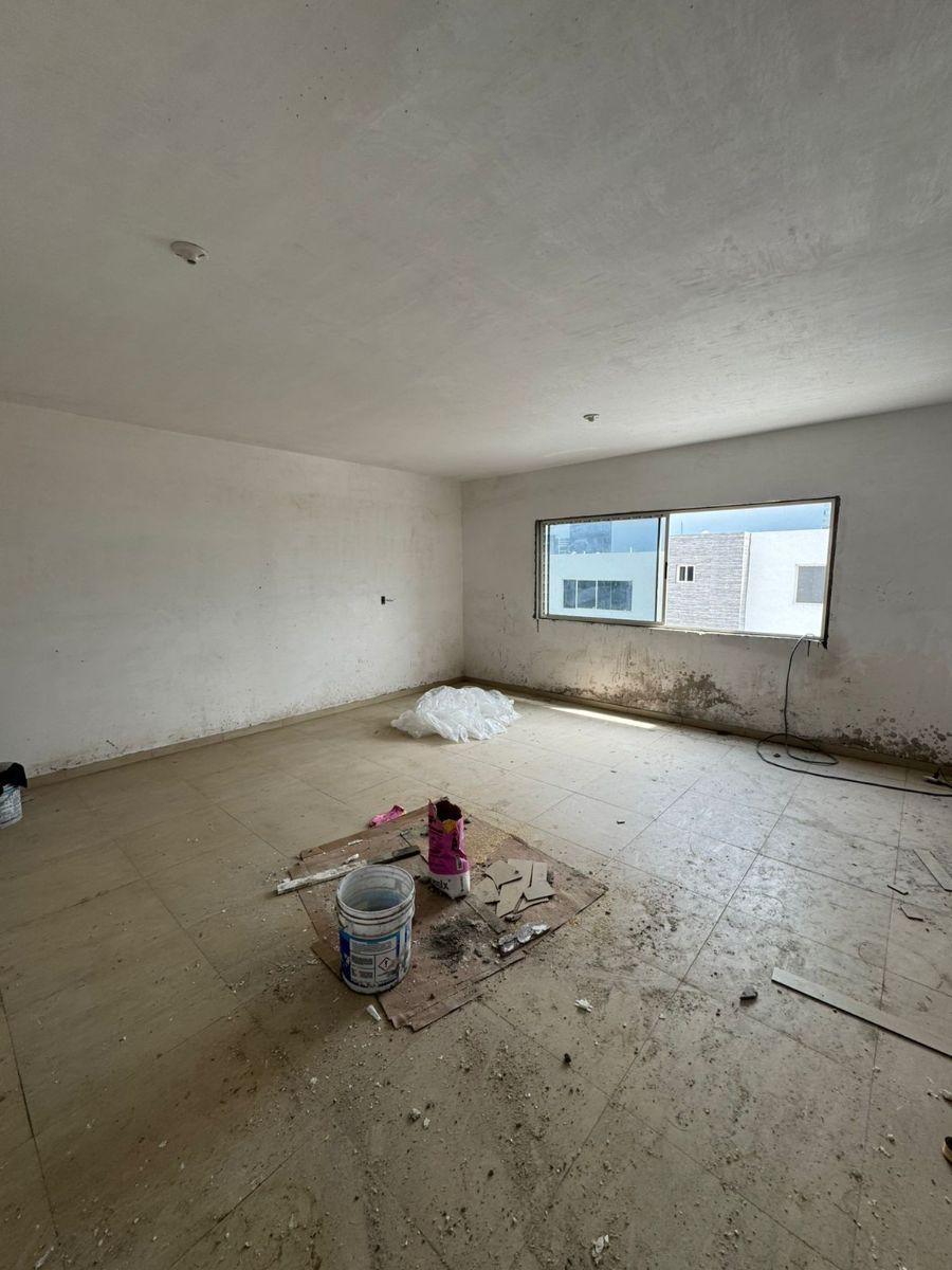 Casa en Venta, Cumbres del Valle, Zona Santa Maria, Monterrey Nuevo Leon Mexico — foto 3