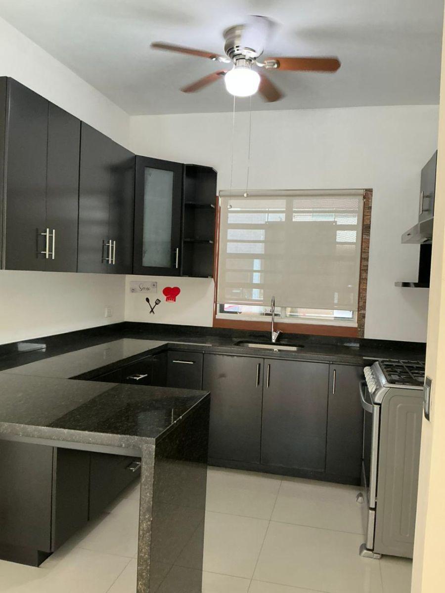 Casa en Renta en Paseo del Vergel – Zona Sur Monterrey$28,500 Mxn Mensuales (Mantenimiento Incluid — foto 3
