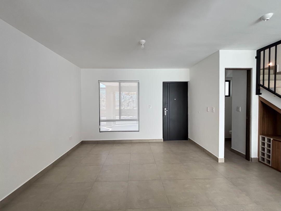 Casa Equipada en Renta en Cumbres Verania Residencial, García — foto 3