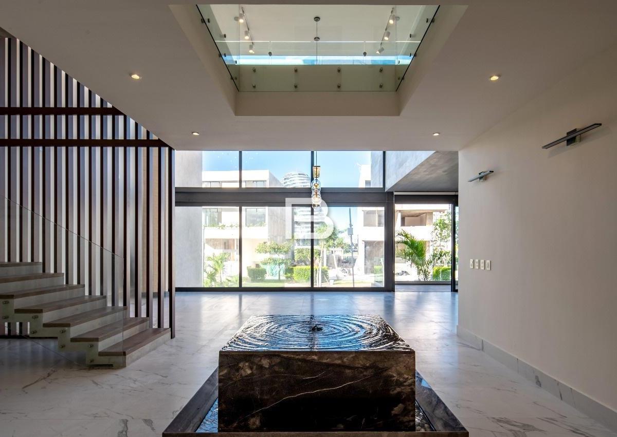 Exclusiva Casa en Venta en Puerto Cancun — foto 3