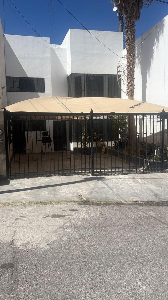 Venta de Casa Habitacion en Col Colinas del Valle — foto principal