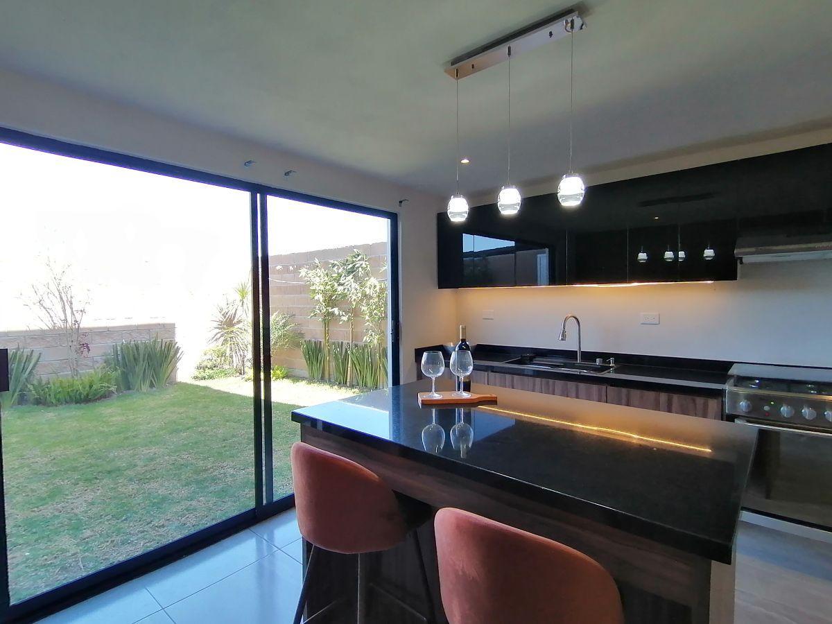 Casa en Lomas de Angelopolis — foto principal