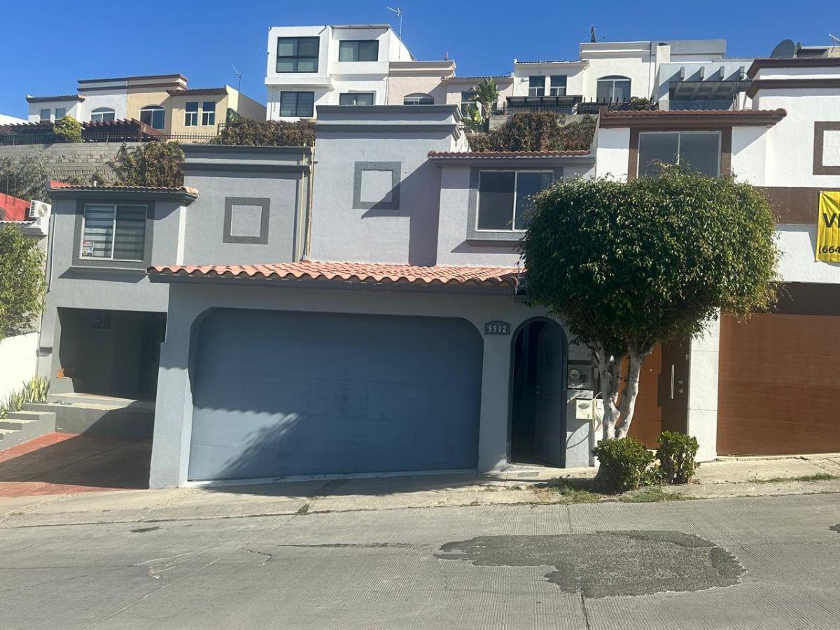 Casa en Venta en Colinas de Chapultepec — foto principal