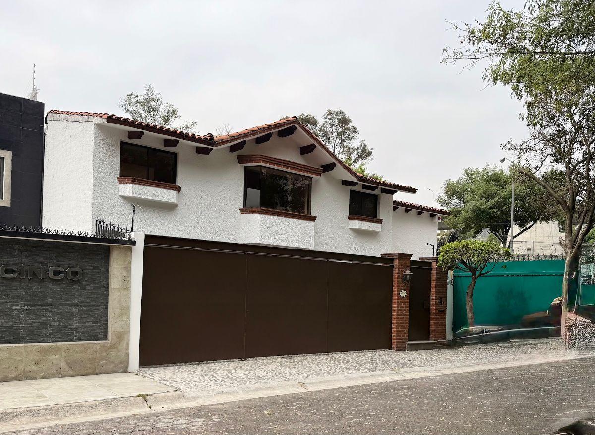 Venta Casa en Parques del Pedregal — foto principal