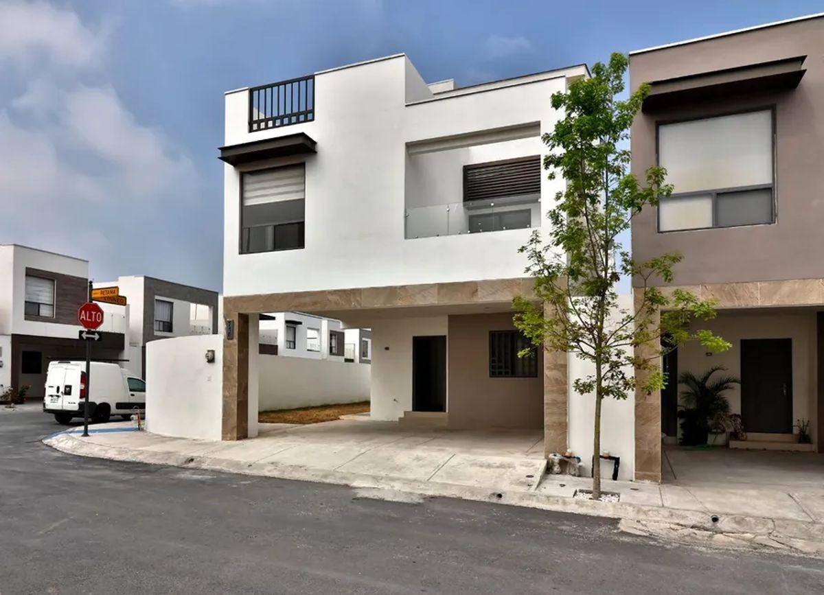 Casa en Venta, Fracc. Arbórea Sector Linneo, García, Nuevo León — foto principal