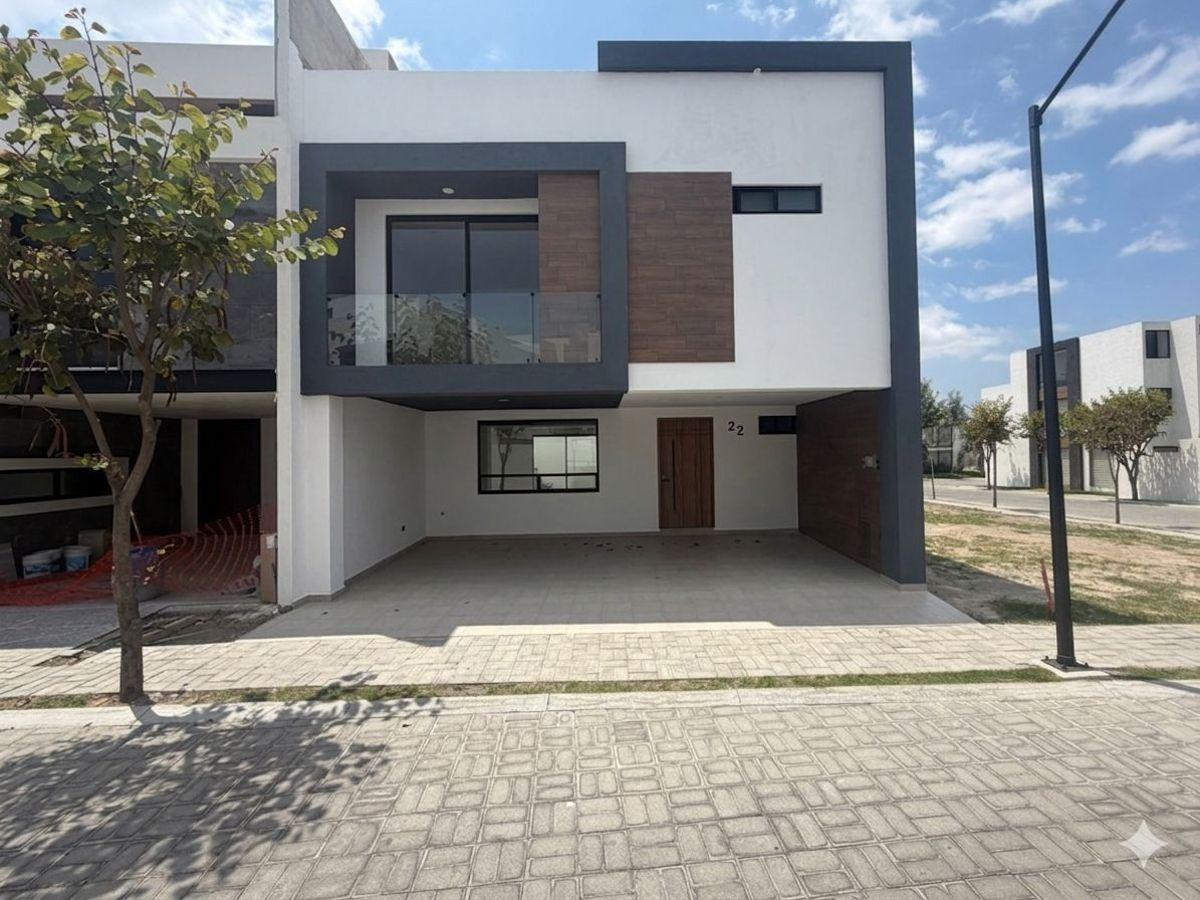 Casas en Lomas de Angelopolis Venta — foto principal