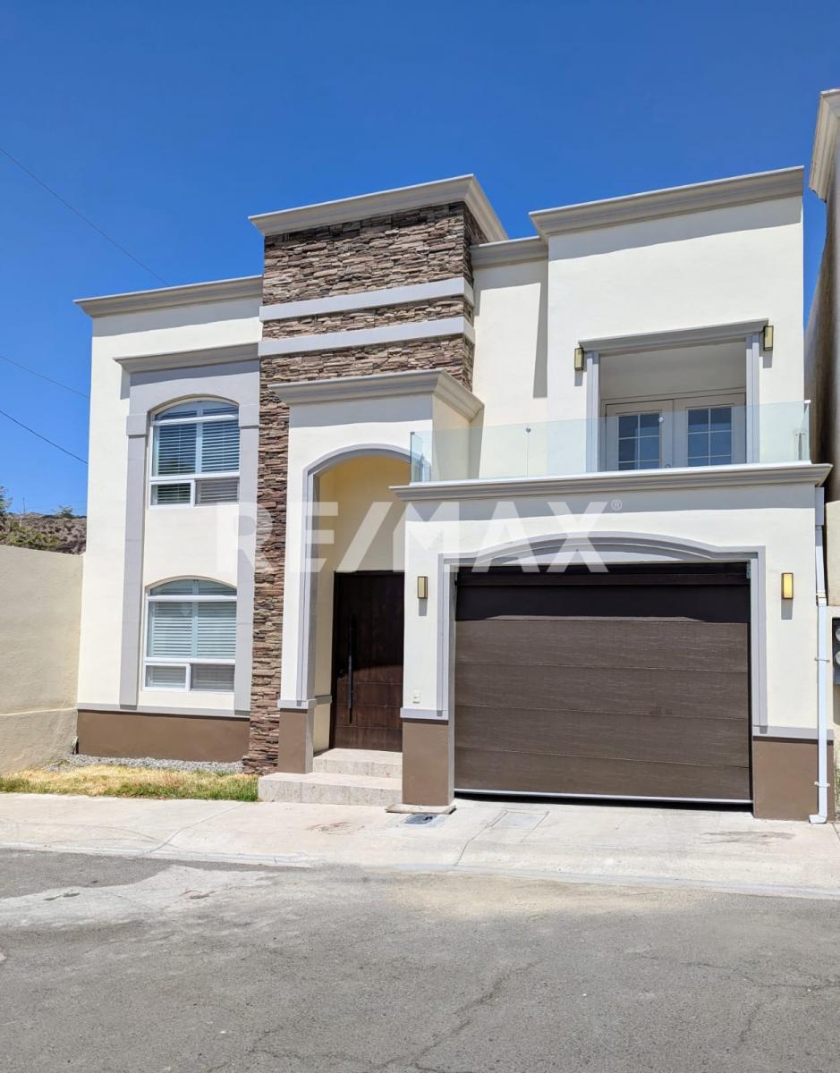 Casa en Venta Verona Residencial Santa Fe Tijuana Bc - (4) — foto principal