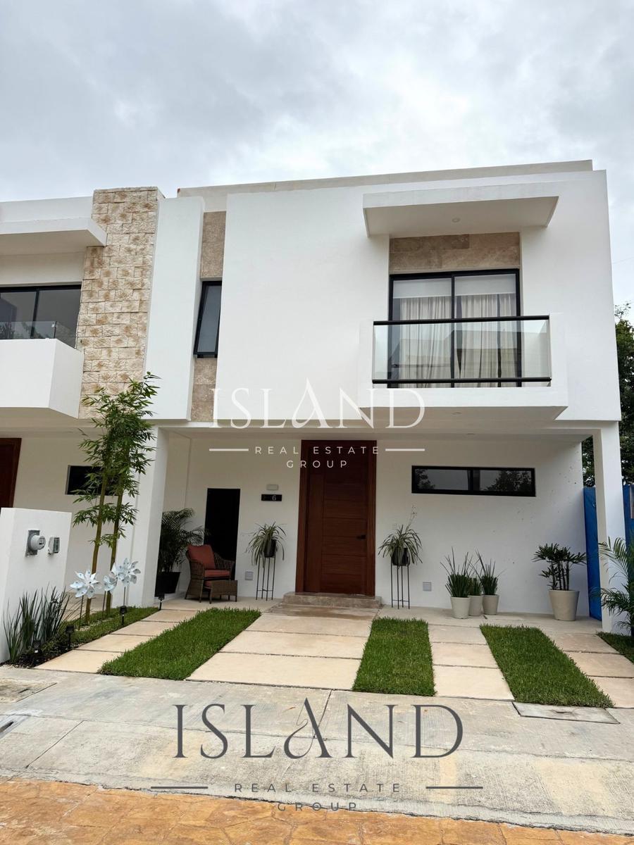 Casa en Venta Residencial Arbolada en Cancún, Quintana Roo — foto principal