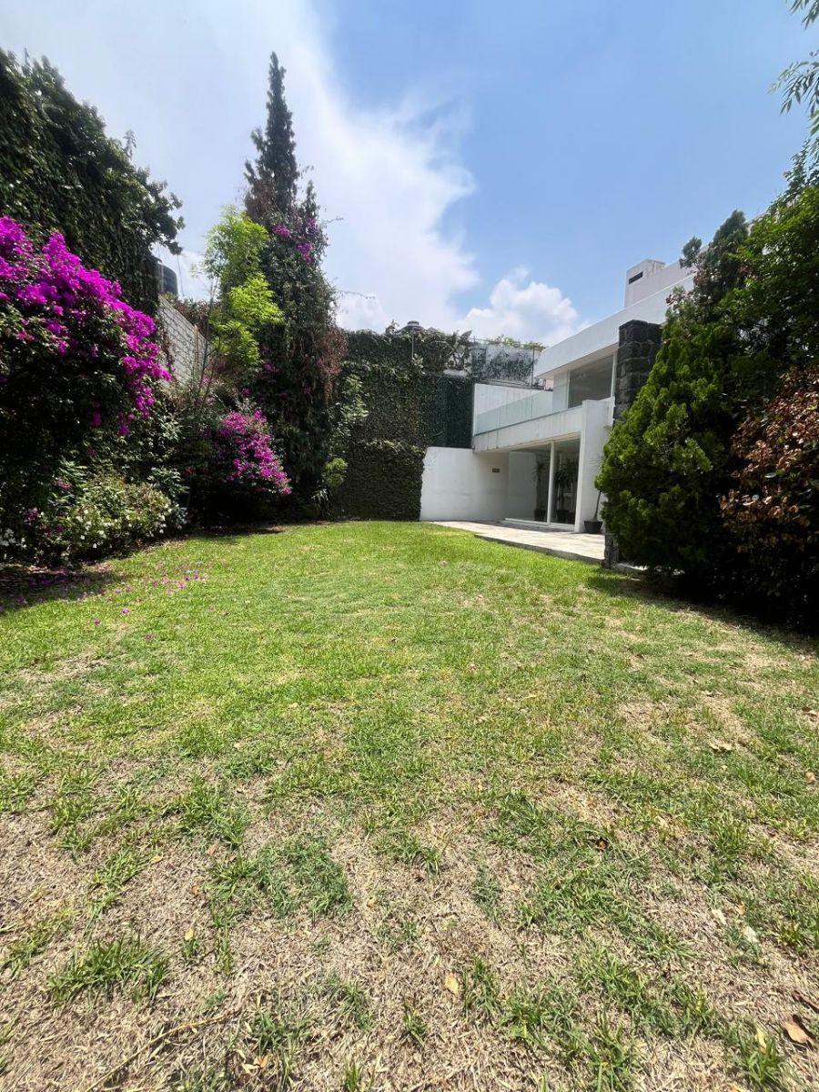 Casa Uso de Suelo Para Academia de Arte/idiomas — foto principal