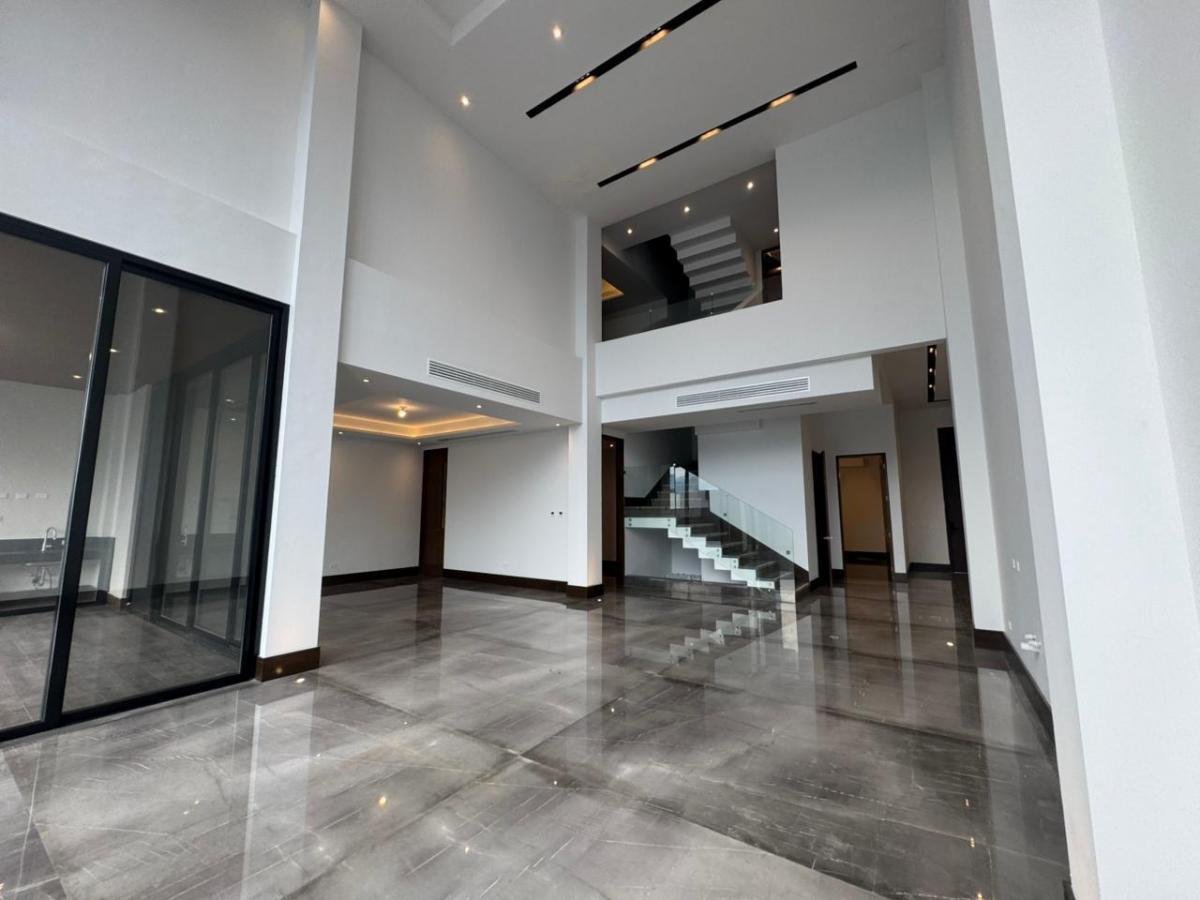 Casa en Venta en La Herradura Carretera Nacional, Monterrey, N. L. — foto principal