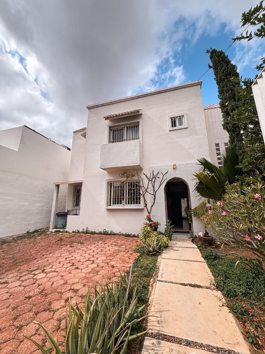 Casa en Venta en Montebello — foto principal
