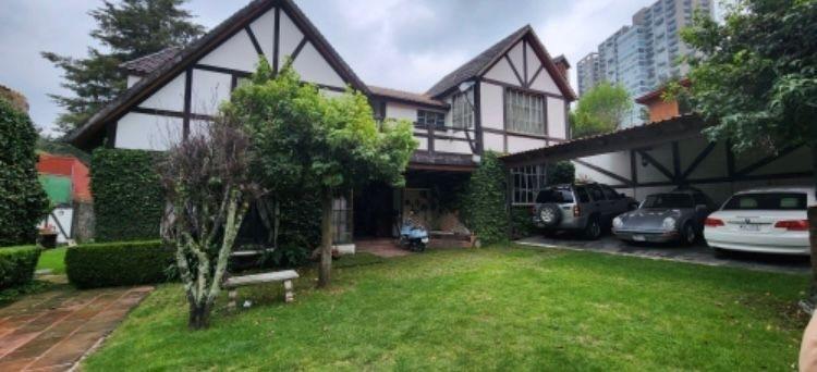Venta Casa Estilo Tudor en Contadero — foto principal