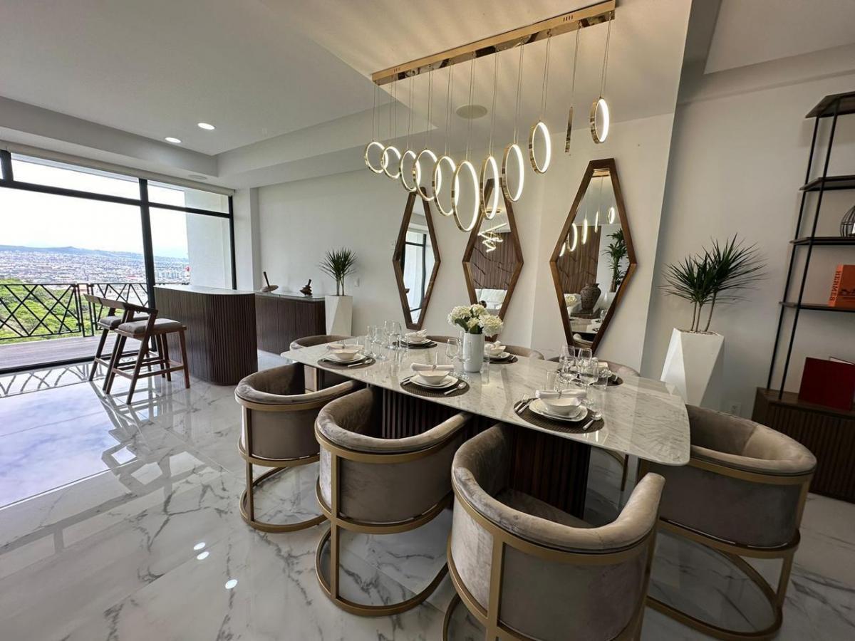 Venta Departamento de Lujo Zona Campanario — foto principal