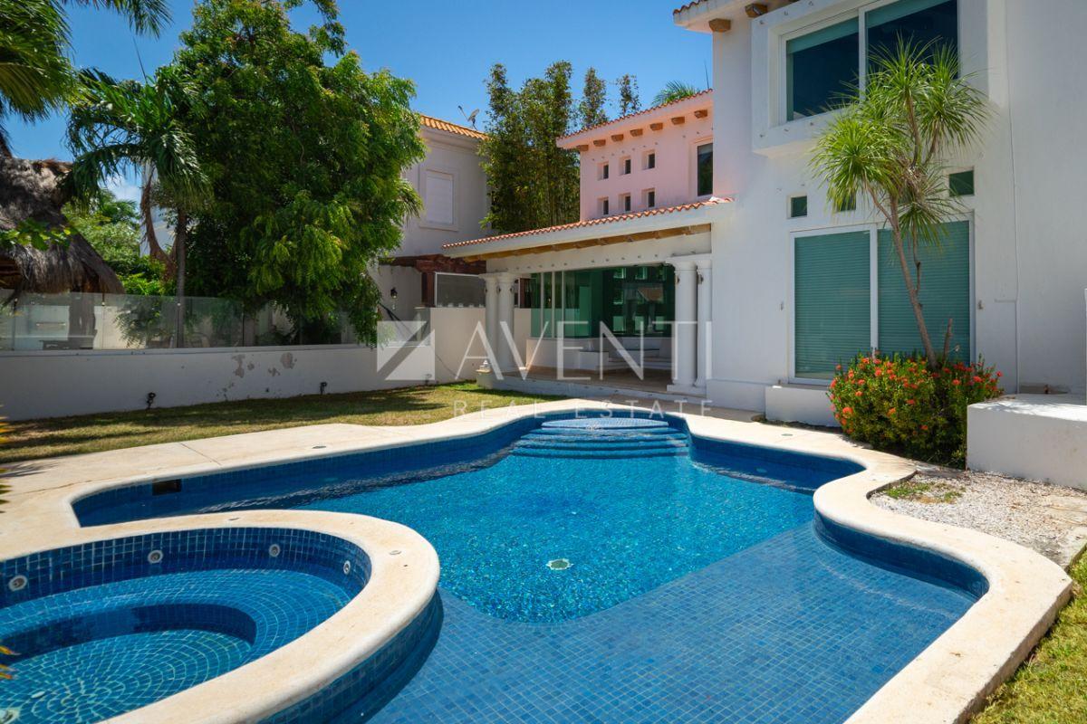 Casa en Venta, Isla Dorada, Zona Hotelera Cancun, Cancún — foto principal