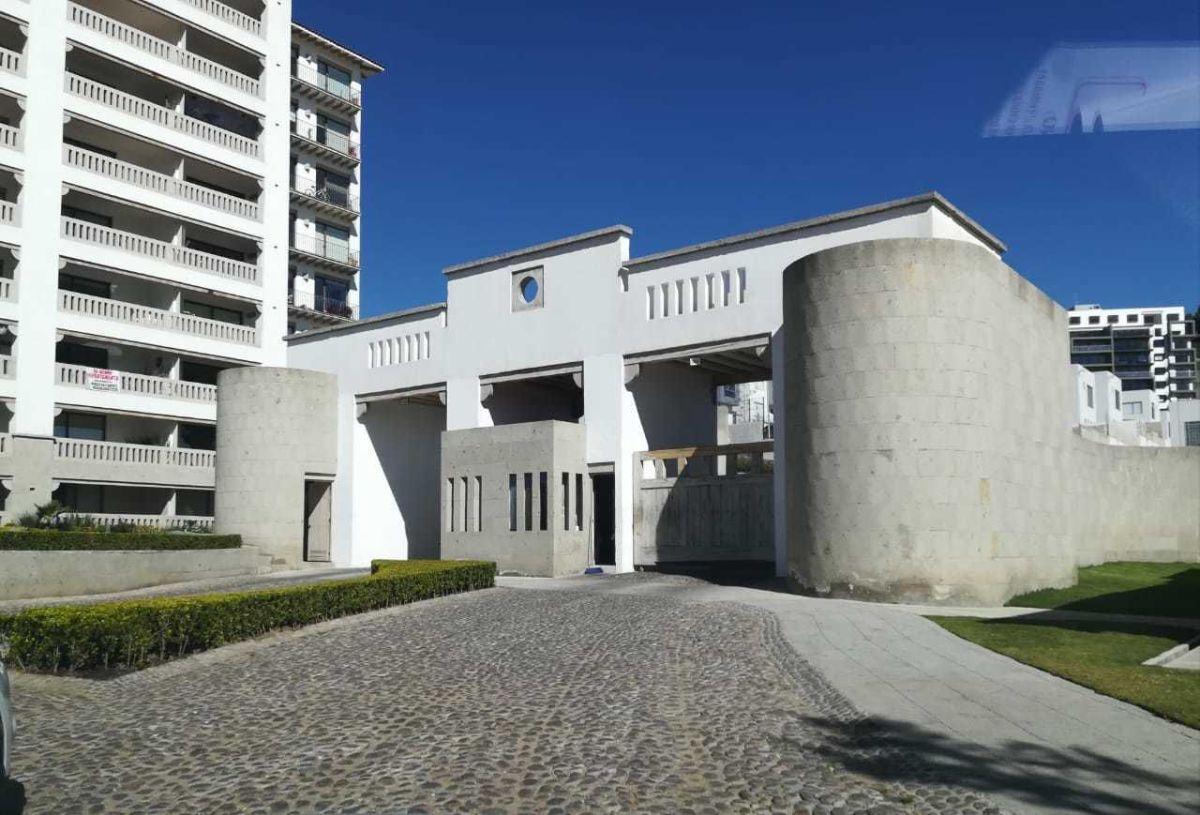 Se Vende Departamento en Bosque Esmeralda — foto principal