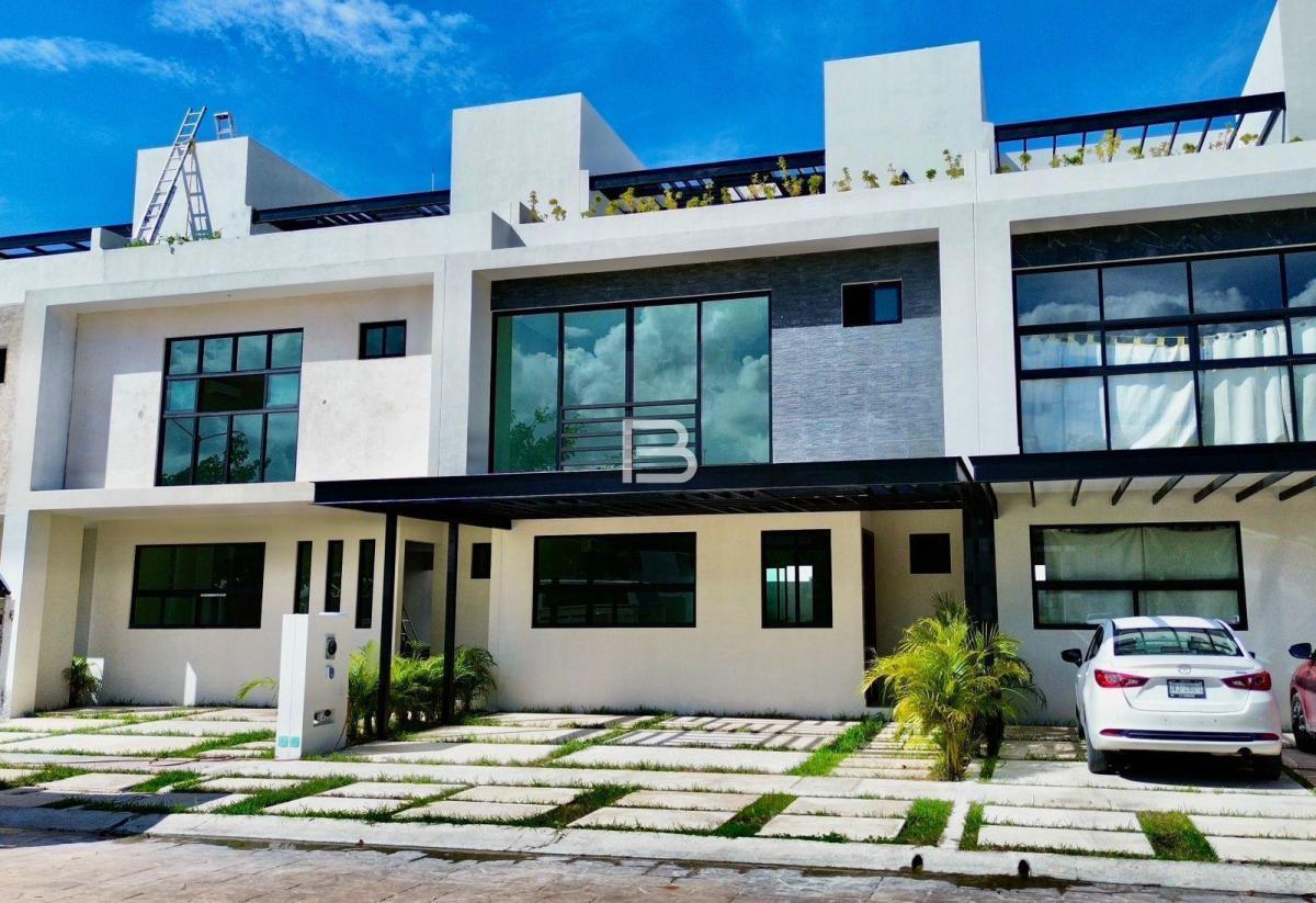 Casa en Venta en Residencial Arbolada en Cancun — foto principal